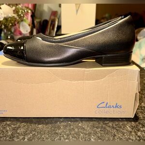 Clarks Women's Juliet Rise Slip-On Flats